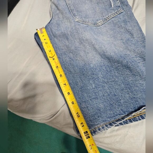 H&M Regular Fit Jeans Shorts Sz 34 - Picture 6 of 6